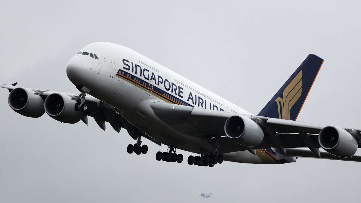 Singapore Airlines Plane