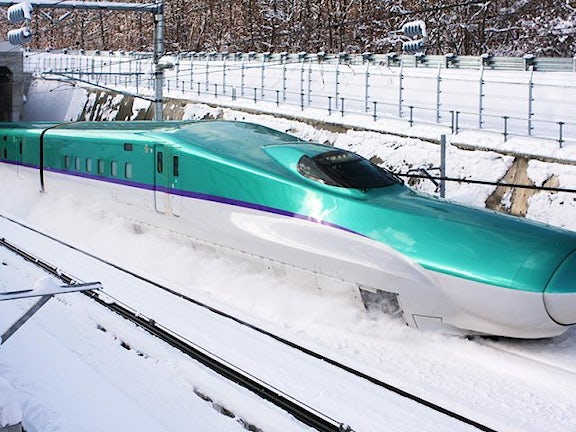 Hokkaido shinkansen hayabusa e1519038105648
