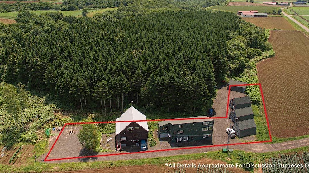 Aerial photo boundary line web 01 mtime20201127132234focalnone