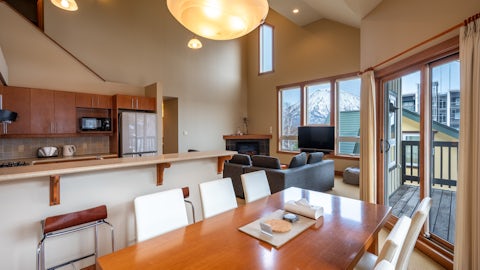 Alpine Apartments C 39