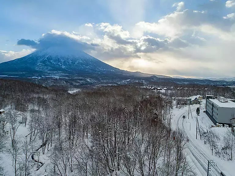 Drift Niseko 02 jpg