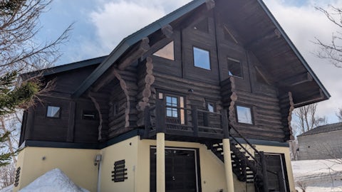 Hanazono Northhills Log House 20250409 2