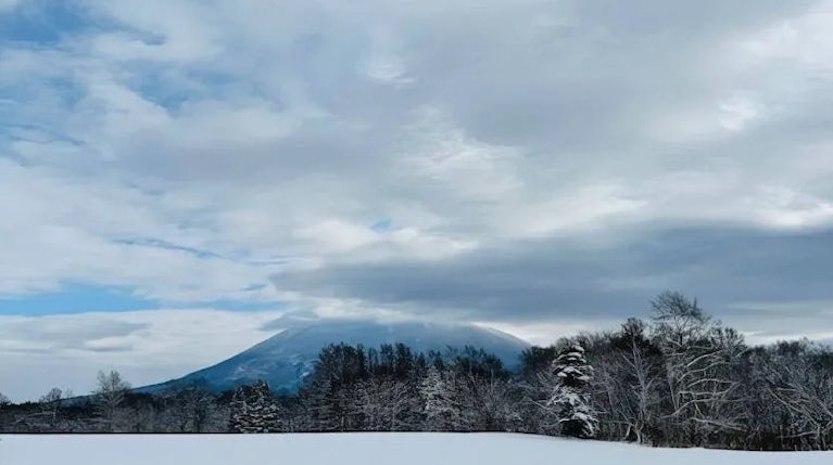 Hirafu Land With Stunning Mt Yotei View 06 835x467