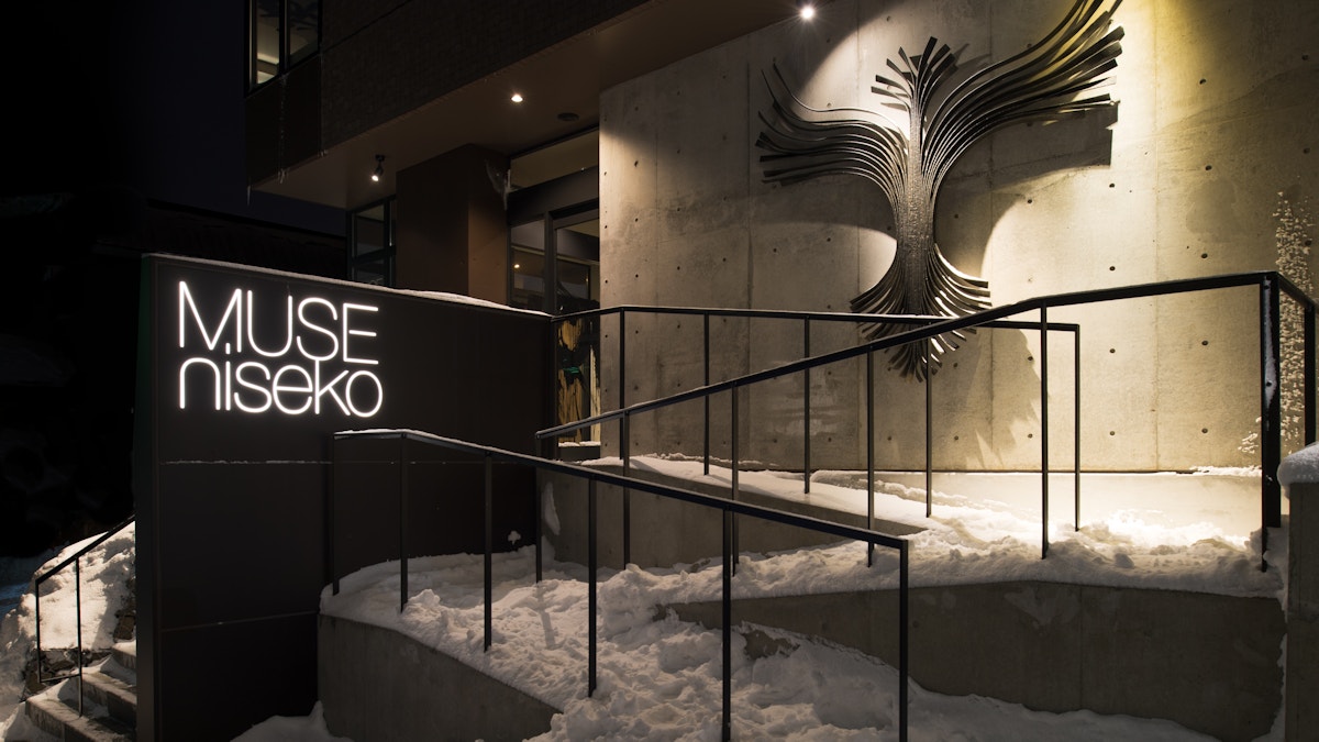 MUSE Niseko Entrance Art
