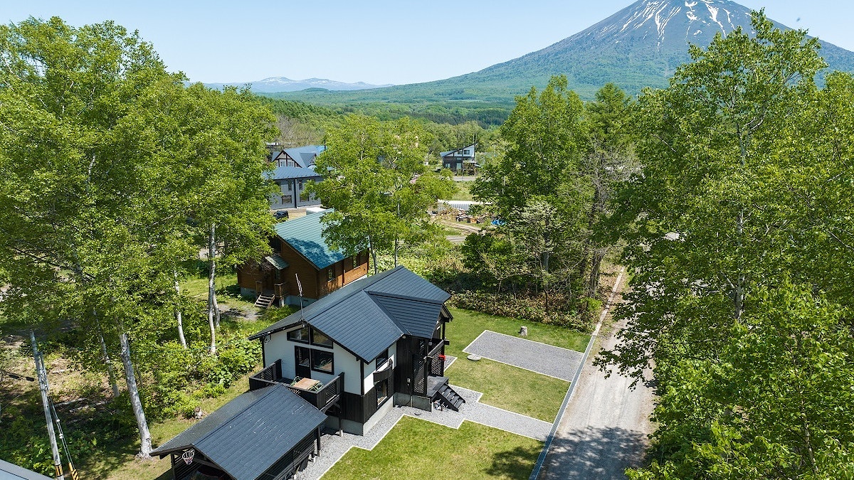 Niseko Realty The Chalet St Moritz 11