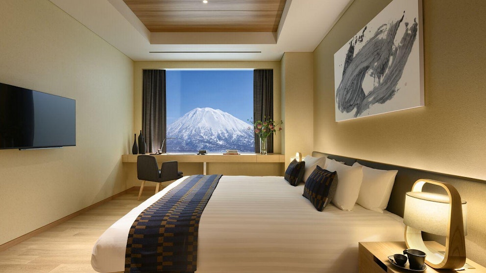 Setsu Niseko Master Bedroom