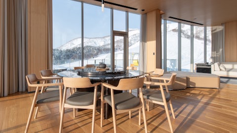 Skye Niseko Interior Yotei West Living Room High Res 4